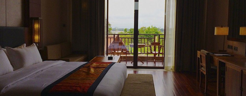 Landmark Mekong Riverside Hotel Вьентьян Экстерьер фото