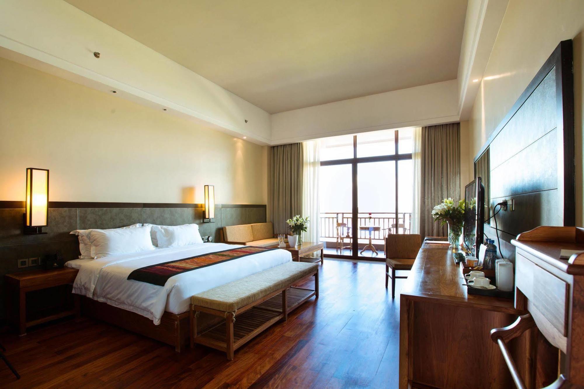 Landmark Mekong Riverside Hotel Вьентьян Экстерьер фото