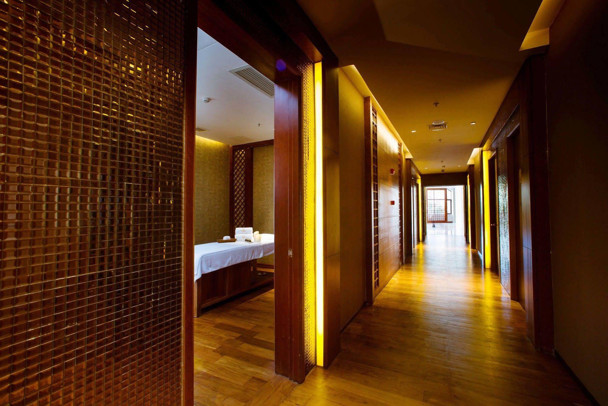 Landmark Mekong Riverside Hotel Вьентьян Экстерьер фото