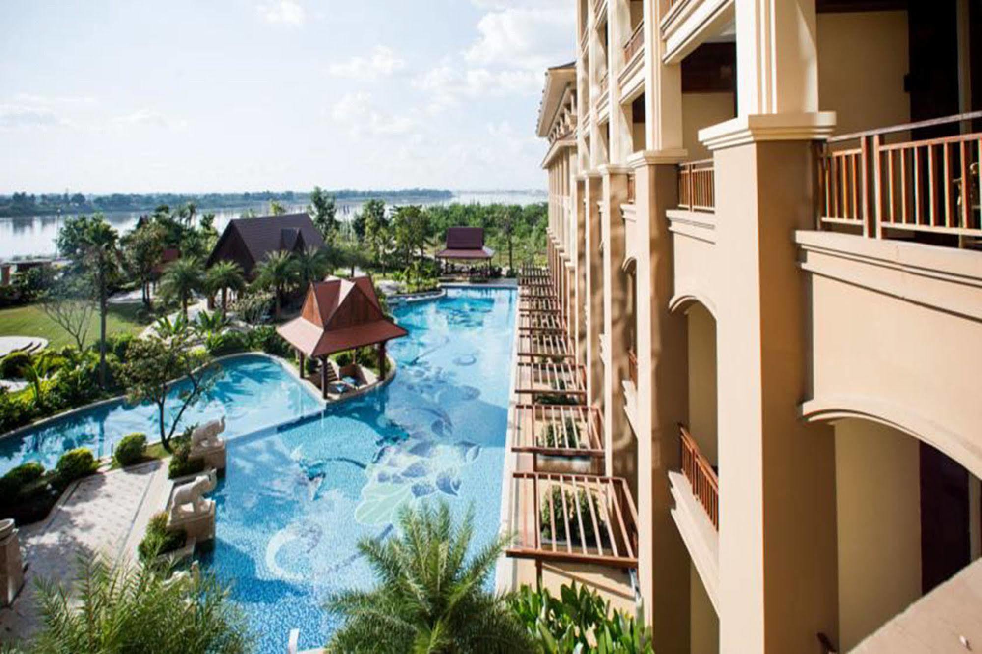Landmark Mekong Riverside Hotel Вьентьян Экстерьер фото