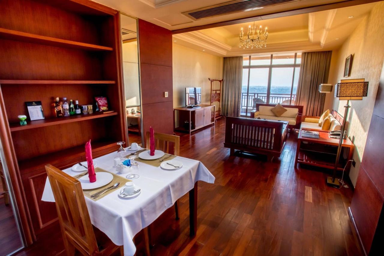 Landmark Mekong Riverside Hotel Вьентьян Экстерьер фото
