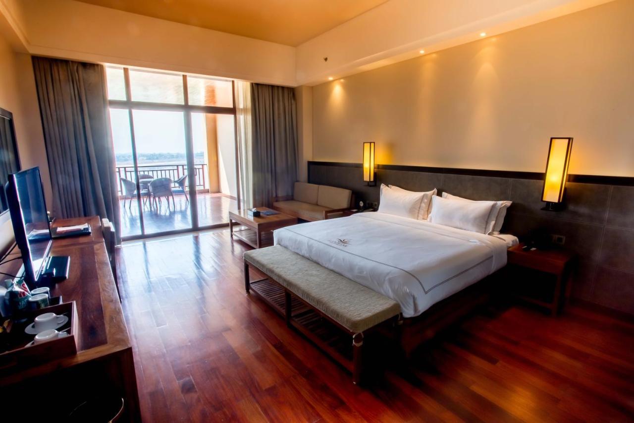 Landmark Mekong Riverside Hotel Вьентьян Экстерьер фото